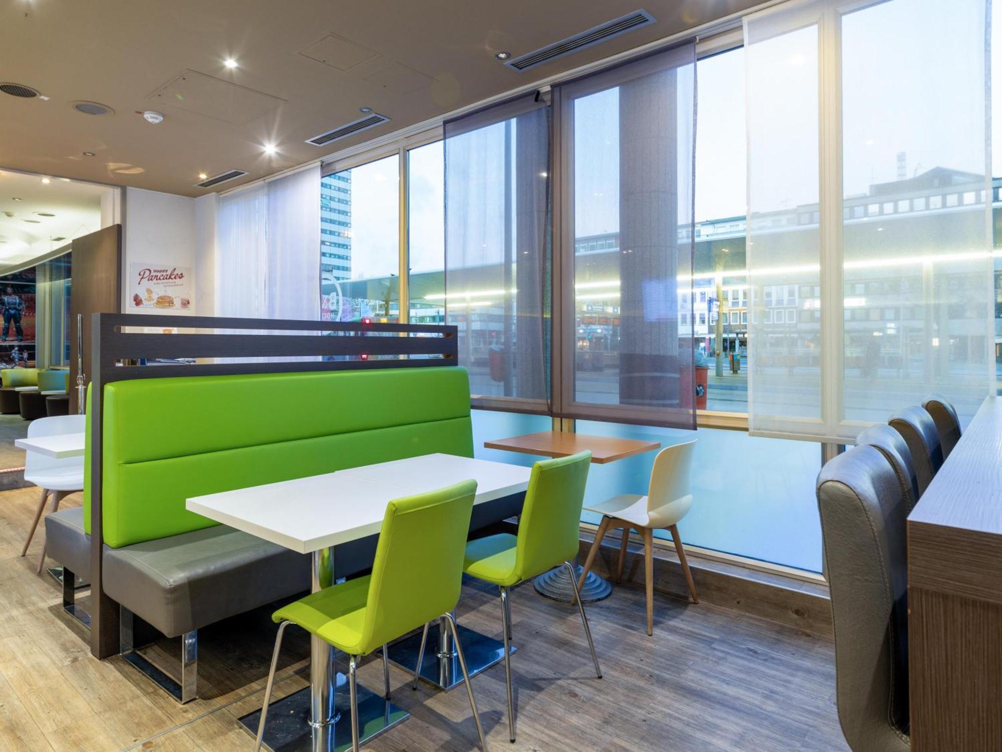 B&B Hotel Bochum Hbf-Nord Exterior photo